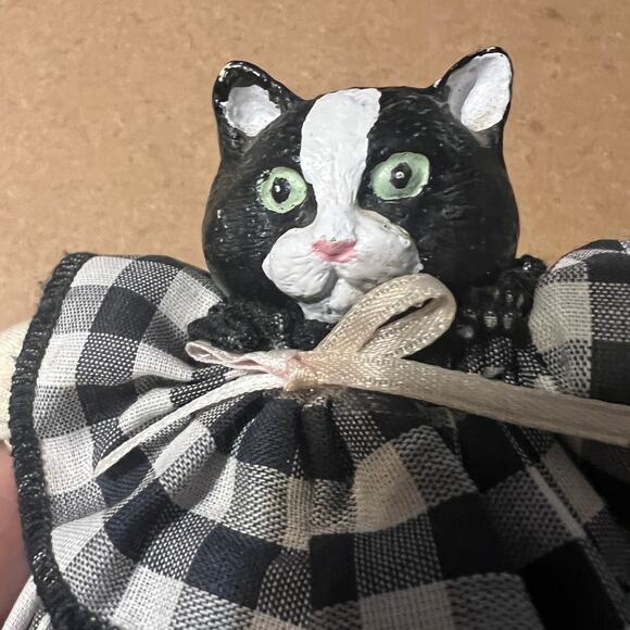 Wisty wonders Inc Crafty cat kitty doll anthropomorphic figurine *Cork bottom - Picture 16 of 16
